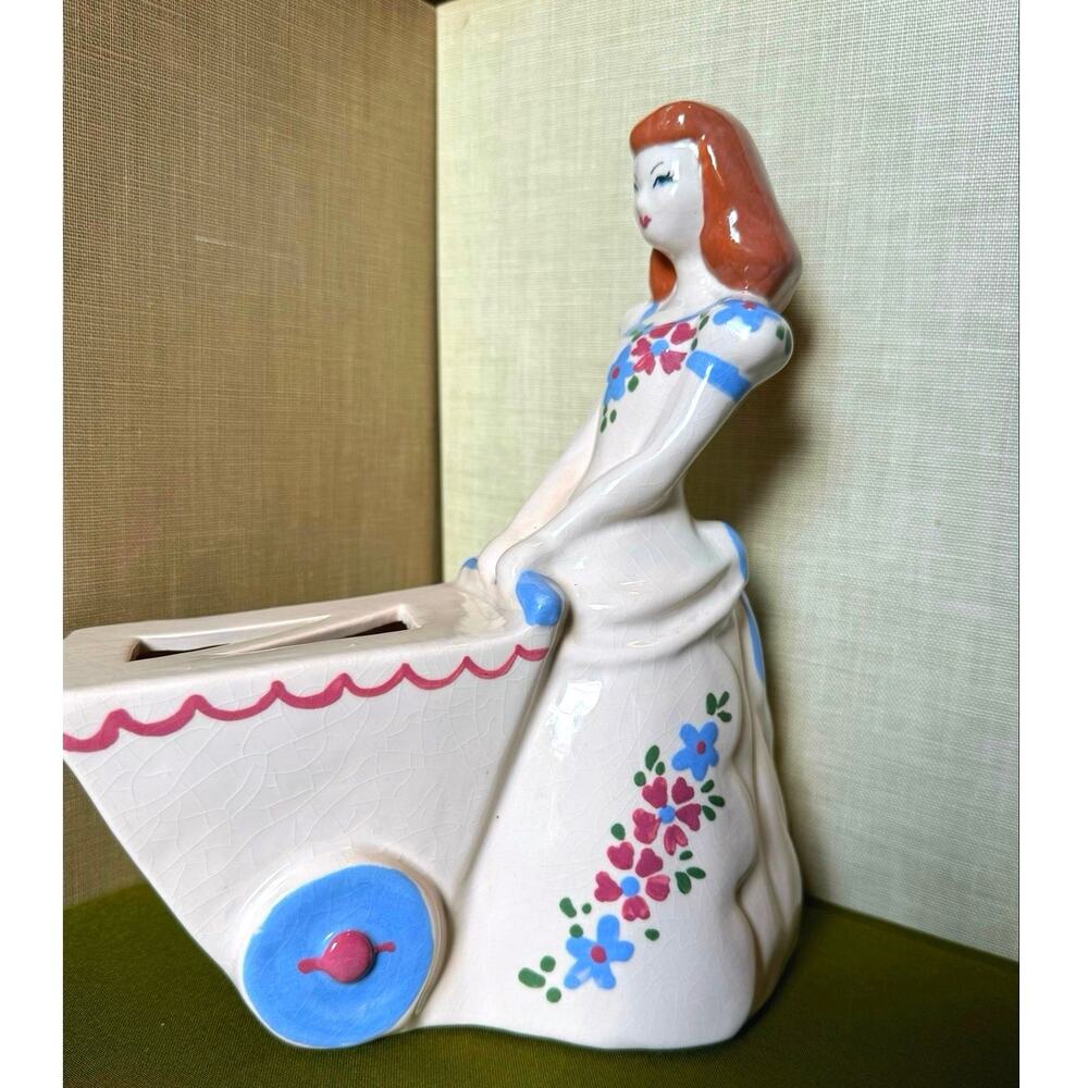 Vintage Weil Ware Lady Vase • 1940s /1950s California Pottery • Crazing